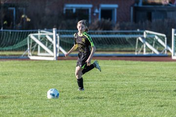 Bild 317 - B-Juniorinnen MSG Steinhorst Krummesse - SV Frisia 03 Risum Lindholm : Ergebnis: 0:5